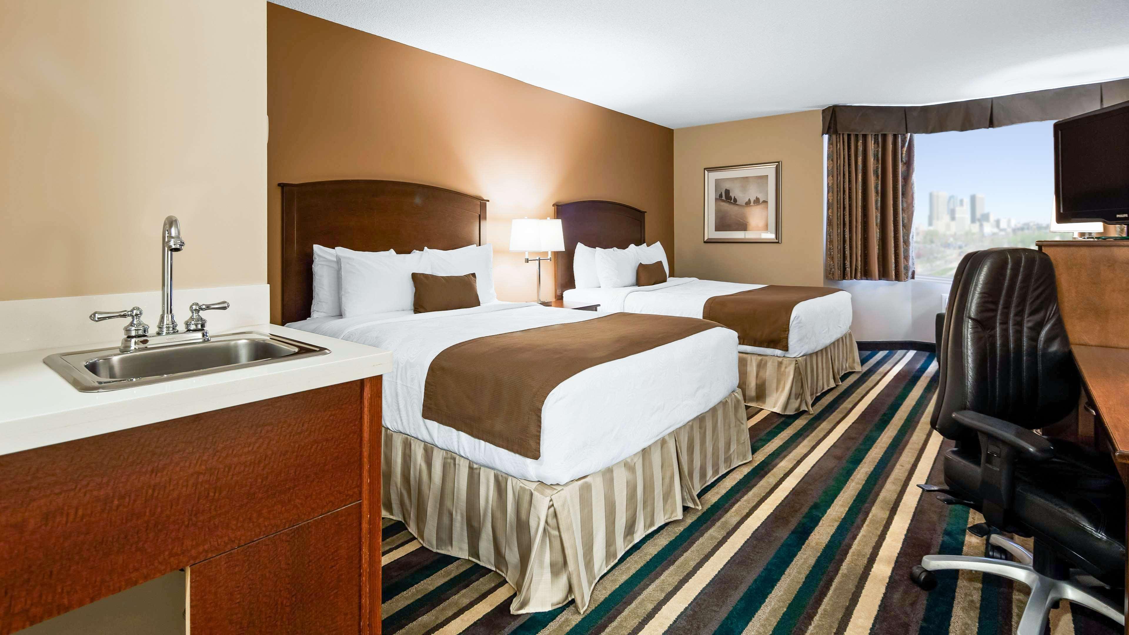 Best Western Plus Winnipeg Airport Hotel מראה חיצוני תמונה