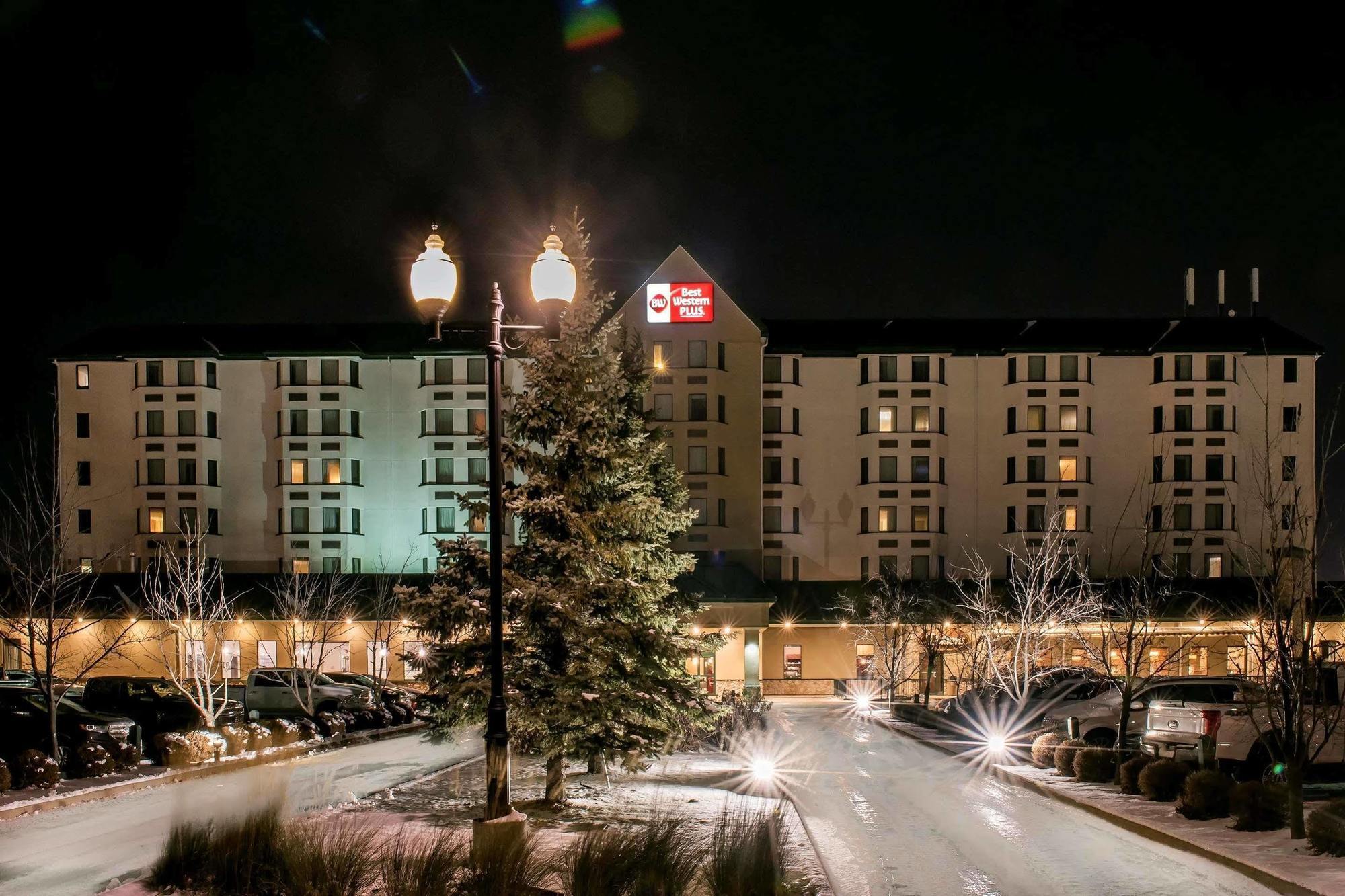 Best Western Plus Winnipeg Airport Hotel מראה חיצוני תמונה