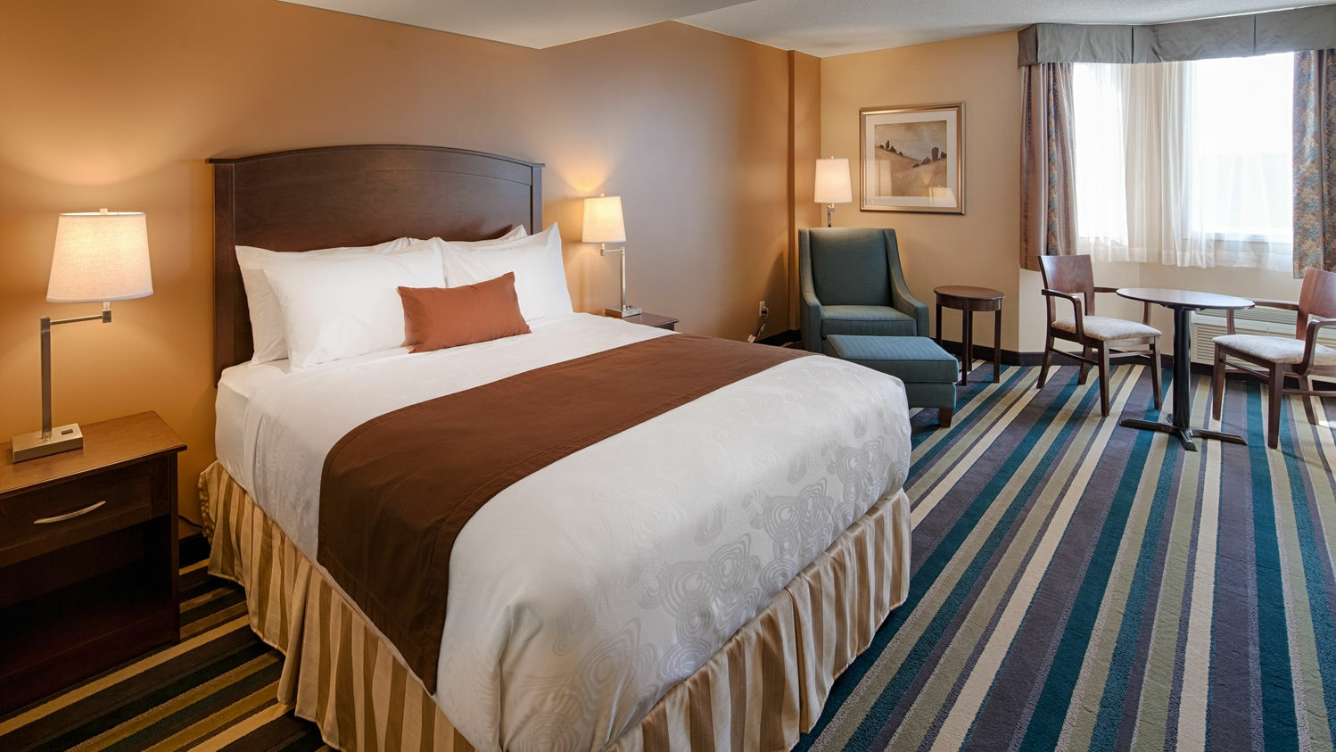 Best Western Plus Winnipeg Airport Hotel מראה חיצוני תמונה